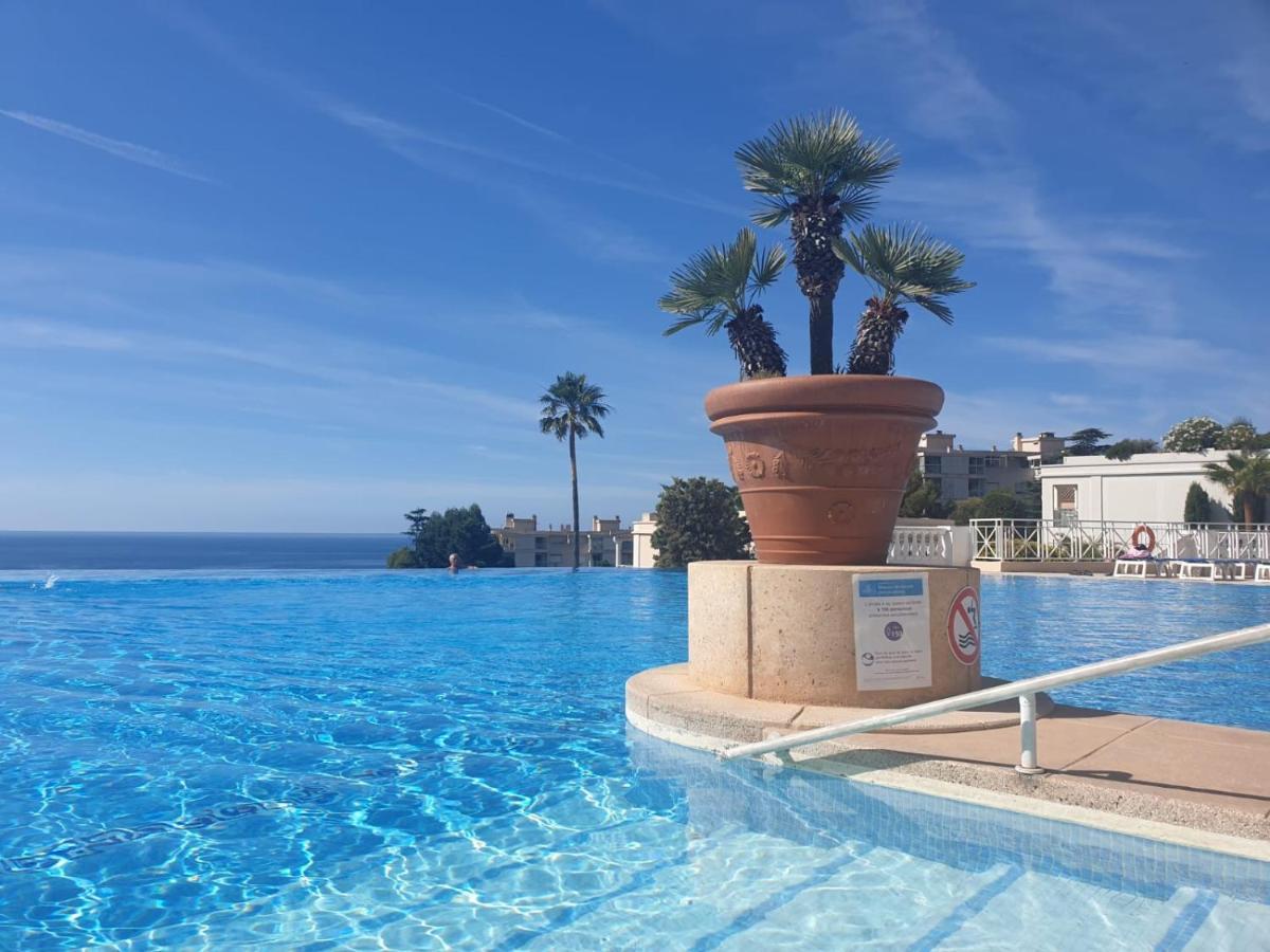 Cannes & More Экстерьер фото